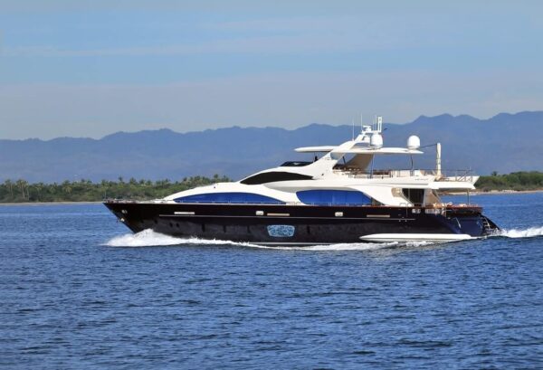 Azimut 105