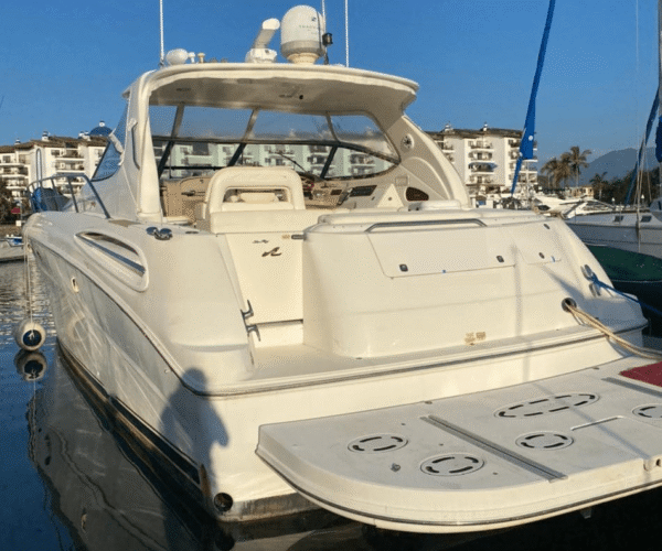 Sea Ray 55 Sundancer - Image 3