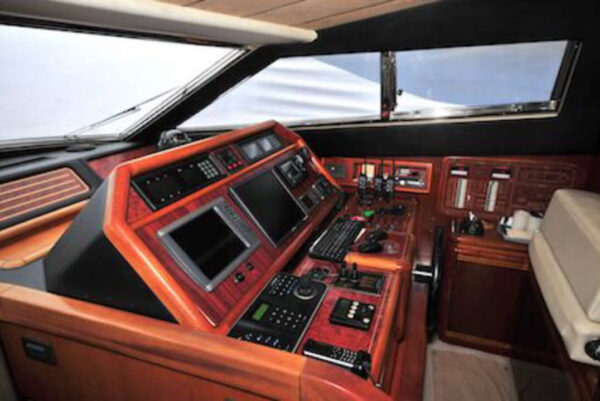 Ferretti 80 - Image 9
