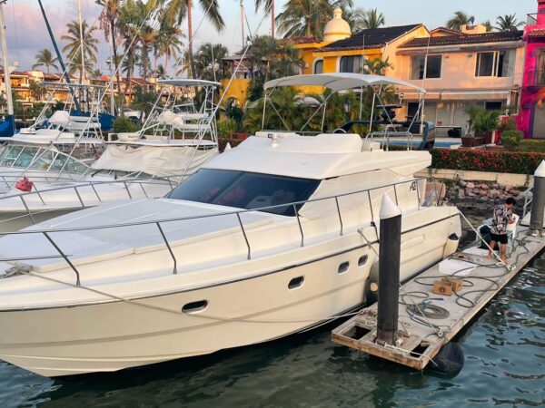 Azimut 46 Fly - Image 2