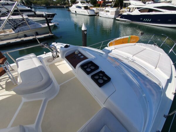 Azimut 46 Fly - Image 3