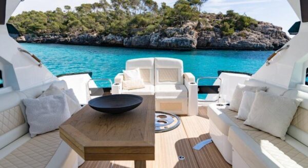 Beneteau 48 - Image 8