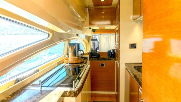 Azimut 70 - Image 11