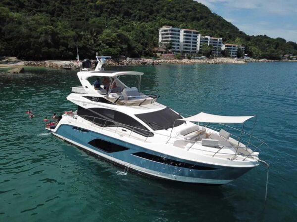 Sea Ray L55 - Image 2