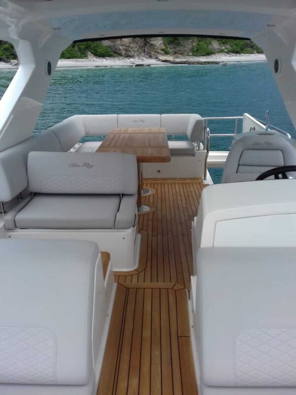 Sea Ray L55 - Image 5