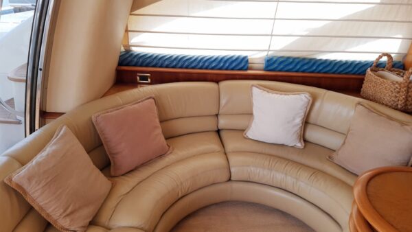 Azimut 55 - Image 8