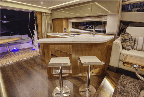 Sea Ray L55 - Image 9